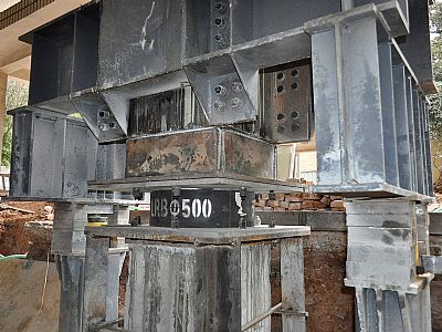 建筑隔震橡膠支座分類及性能特點