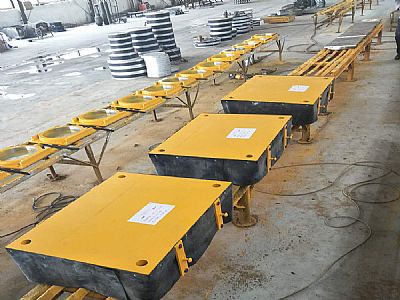 GPZ(2009)盆式橡膠支座專業定做廠家18231877770